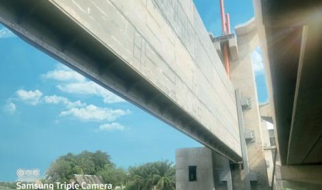 Completing the installation of hydraulic system to prevent tides in Binh Nham canal