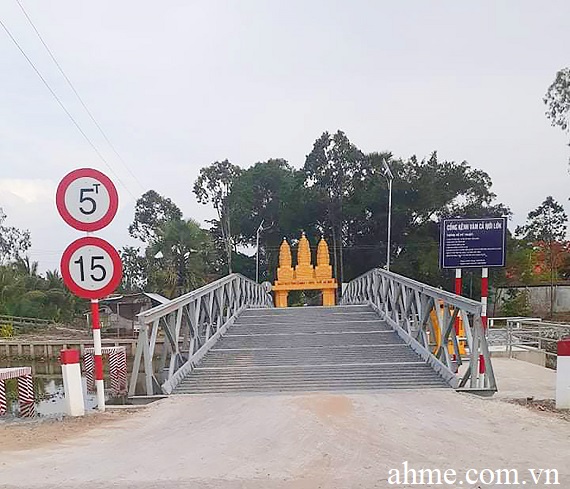 Construction investment of Vam Ca Moi Lon Sluice